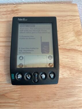 Palm Pilot IIIxe Handheld PDA Working Condition With Fellows Case